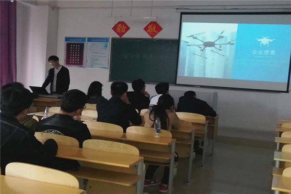 1508293325692359.jpg 华侨呗3.jpg